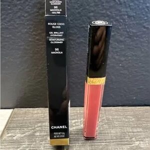 New in Box CHANEL Rouge Coco Gloss in Magnolia